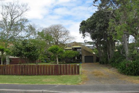 Photo of property in 14 Laurence Street, Manly, Whangaparaoa, 0930