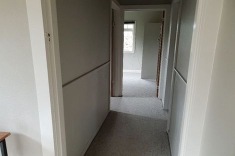 Photo of property in 359 Henderson Valley Road, Henderson Valley, Auckland, 0612