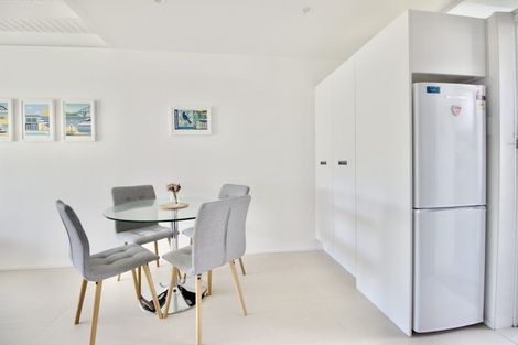 Photo of property in 3/73 Princes Street, Northcote Point, Auckland, 0627