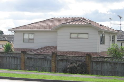 Photo of property in 12a Links Road, New Lynn, Auckland, 0600