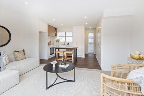 Photo of property in 2/94 Mathesons Road, Phillipstown, Christchurch, 8011