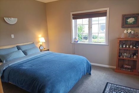 Photo of property in 6 Bell Road, Waiwhetu, Lower Hutt, 5010