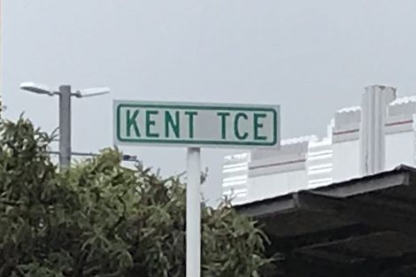 Photo of property in 17 Kent Terrace - Kent Apartments, 6d/16 Kent Terrace, Mount Victoria, Wellington, 6011