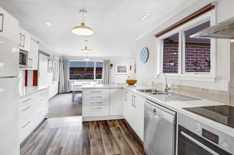 Photo of property in 50 Fovant Street, Russley, Christchurch, 8042