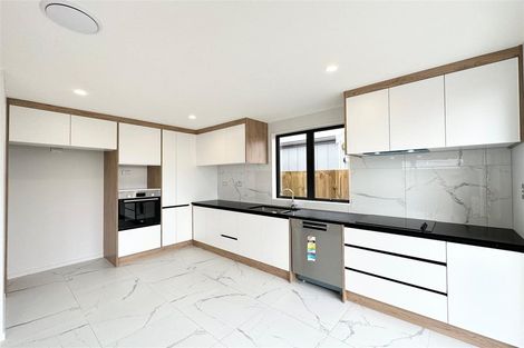 Photo of property in 13 Clayden Shuttleworth Street, Papakura, 2110