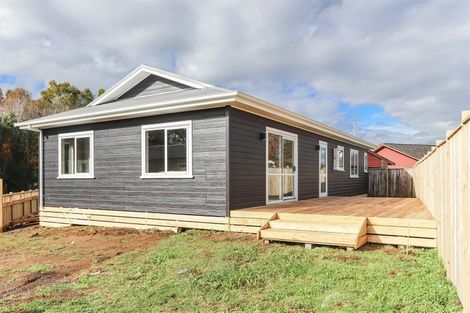 Photo of property in 3 Manatu Lane, Inglewood, 4330