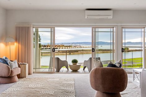 Photo of property in Harbour View, 21/100 Customhouse Street, Gisborne, 4010