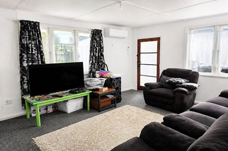 Photo of property in 3 Timatanga Place, 0405