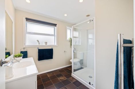 Photo of property in 1/299 Hills Road, Mairehau, Christchurch, 8013