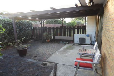 Photo of property in 2/6 Lupton Road, Manurewa, Auckland, 2102