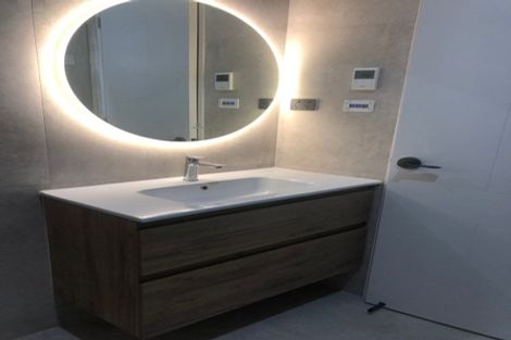 Photo of property in 42 Matahae Drive, Flat Bush, Auckland, 2019