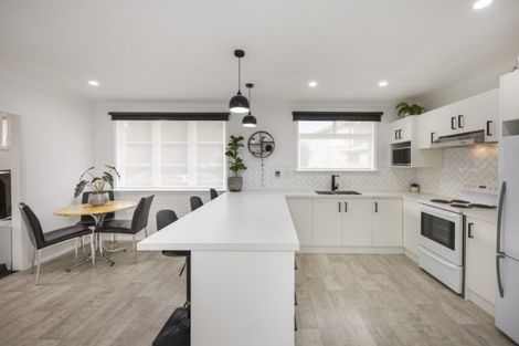 Photo of property in 8 Leigh Place, Awapuni, Palmerston North, 4412