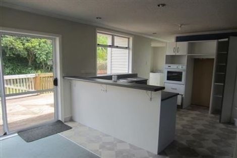 Photo of property in 50 Redwood Avenue, Tawa, Wellington, 5028