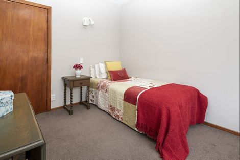 Photo of property in 419 Pakuranga Road, Pakuranga Heights, Auckland, 2010