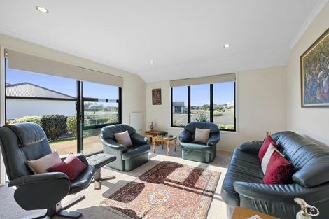 Photo of property in 49 Links Drive, Waiwhakaiho, New Plymouth, 4312