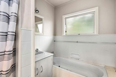 Photo of property in 30a Arrow Street, Wakefield, 7025