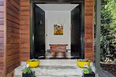 Photo of property in 199 Scenic Drive, Titirangi, Auckland, 0604