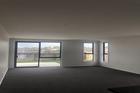 Photo of property in 70 Pragma Rise, Huntington, Hamilton, 3210