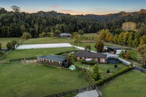 Photo of property in 1084 Weranui Road, Wainui, Silverdale, 0994
