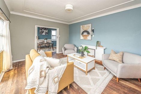 Photo of property in 205 Puriri Street, Castlecliff, Whanganui, 4501