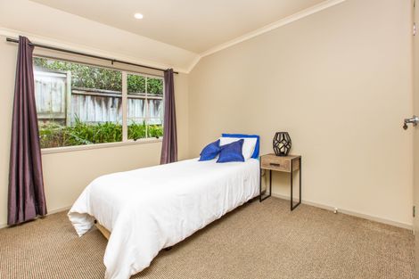 Photo of property in 18 Roderick Place, Rototuna, Hamilton, 3210