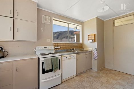 Photo of property in 8 Sunhaven Cove, Cromwell, 9310