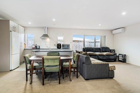 Photo of property in 19b James Street, Mangere East, Auckland, 2024