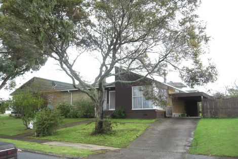 Photo of property in 1 Cheam Place, Pakuranga Heights, Auckland, 2010