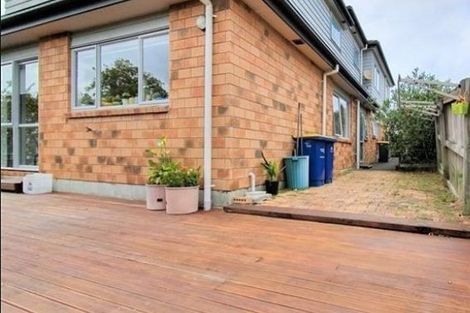 Photo of property in 29a Raleigh Road, Northcote, Auckland, 0627
