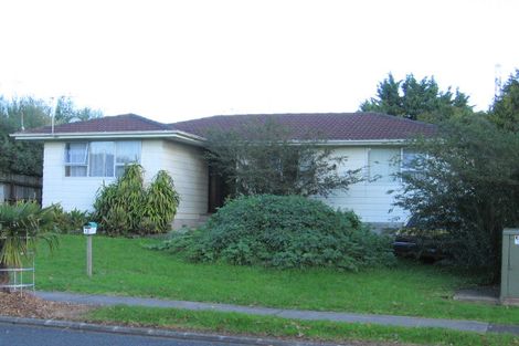 Photo of property in 13 Zelda Avenue, Clover Park, Auckland, 2023