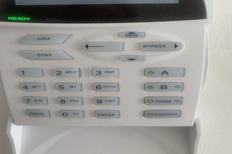 Photo of property in 143 Edmonton Road, Te Atatu South, Auckland, 0610