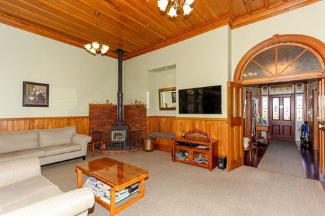 Photo of property in 333 Upland Road, Tarurutangi, New Plymouth, 4372