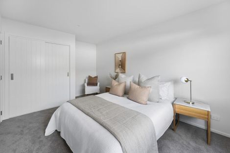 Photo of property in 10 Cassin Place, Taradale, Napier, 4112