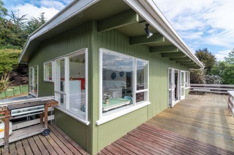 Photo of property in 6516 Christchurch Akaroa Road, Takamatua, 7581