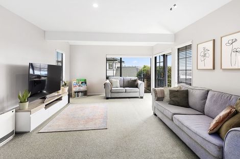 Photo of property in 42 Halladale Road, Papakowhai, Porirua, 5024