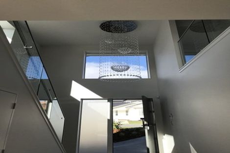 Photo of property in 18 Colonial Drive, Silverdale, 0932