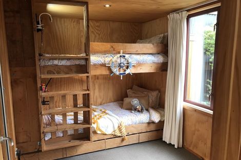 Photo of property in 37 Flinders Road, Heathcote Valley, Christchurch, 8022