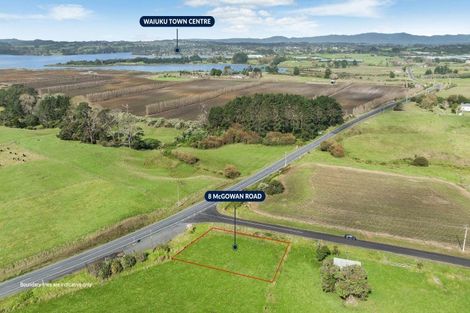 Photo of property in 8 Mcgowan Road, Karioitahi, Waiuku, 2683