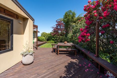 Photo of property in 27 Kurupae Road, Hilltop, Taupo, 3330