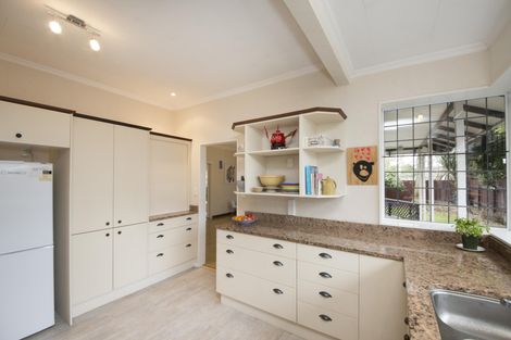 Photo of property in 106 Waterloo Crescent, Hokowhitu, Palmerston North, 4410