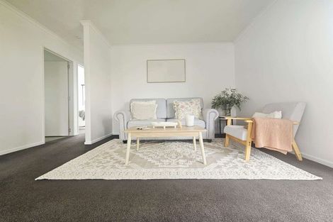 Photo of property in 94a Brightside Road, Stanmore Bay, Whangaparaoa, 0932