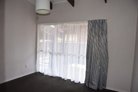 Photo of property in 4/42 James Laurie Street, Henderson, Auckland, 0612