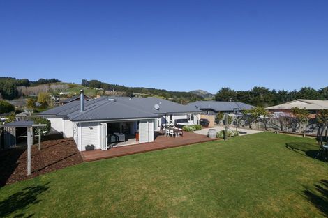 Photo of property in 3 White Hart Lane, Mosgiel, 9024