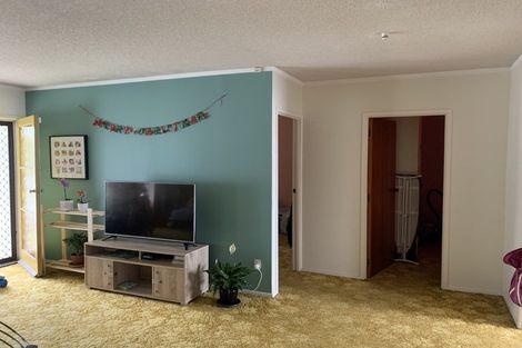 Photo of property in 3/56 Pilkington Road, Panmure, Auckland, 1072