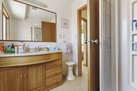 Photo of property in 67 Karewa Parade, Papamoa Beach, Papamoa, 3118