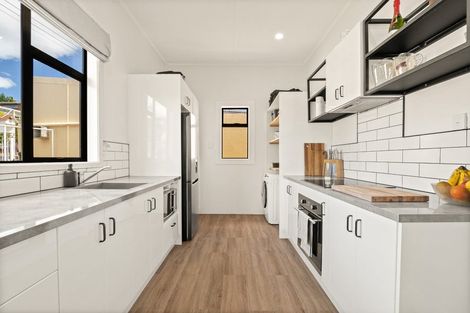 Photo of property in 23 Clyde Street, Kinmont Park, Mosgiel, 9024