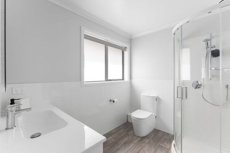 Photo of property in 168 Karuhiruhi Street, Waikanae, 5036