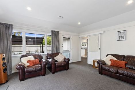 Photo of property in 147 Hamilton Avenue, Ilam, Christchurch, 8041