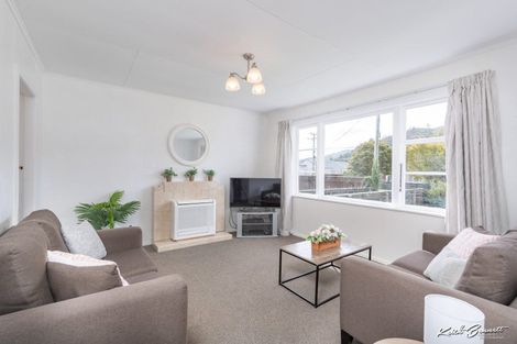 Photo of property in 37 Hyde Street, Wainuiomata, Lower Hutt, 5014