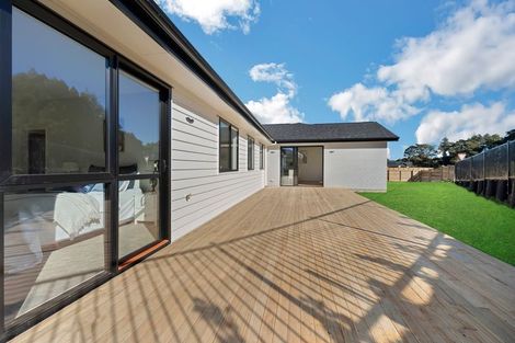 Photo of property in 2 Spudman Rise, Pukekohe, 2120